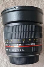 Samyang 85mm F1.4 Analoge camera