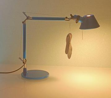 Artemide - Michele de Lucchi, Giancarlo Fassina - Tafellamp