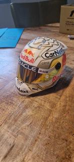 Max Verstappen - 2022 - Scale 1/2 helmet, Nieuw