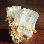 108,2 ct de grande qualité bijoutier, cluster d’aquamarine