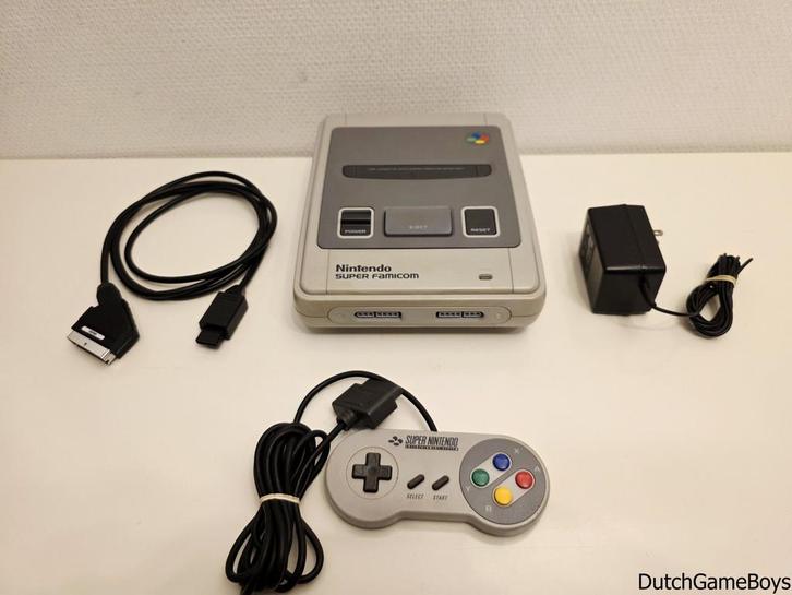 Super Famicom - Console + Controller - 1 Chip, Consoles de jeu & Jeux vidéo, Jeux | Nintendo Super NES, Envoi