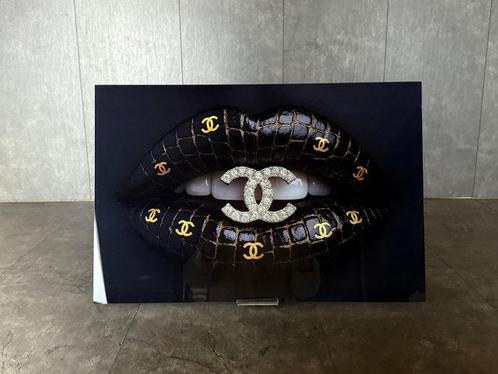 Mike Blackarts - Gucci Lips - Luxury Artwork with glitter, Antiek en Kunst, Kunst | Schilderijen | Modern