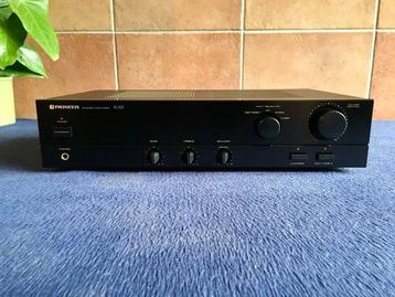 Pioneer - A-115 Amplificateur intégré à semi-conducteurs -