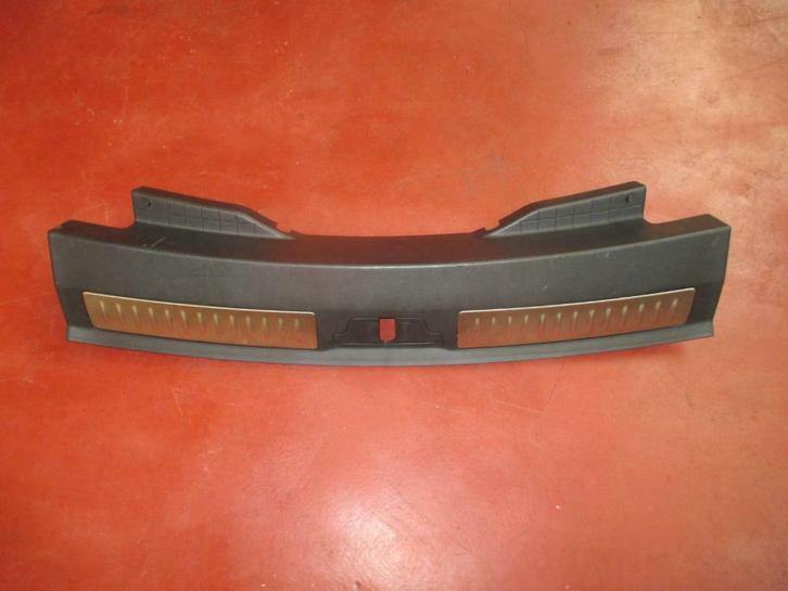 Dorpellijst Range Rover Velar LR106602 / J8A2406A64, Autos : Pièces & Accessoires, Autres pièces automobiles, Enlèvement ou Envoi