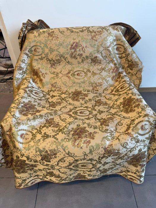 Gouden Glans: Lampasso van zijden geïnspireerd door de barok, Antiek en Kunst, Antiek | Tapijten, Tafelkleden en Textiel