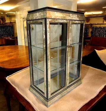 Vitrine - Feuille dOr - Verre, Or, Bois beschikbaar voor biedingen