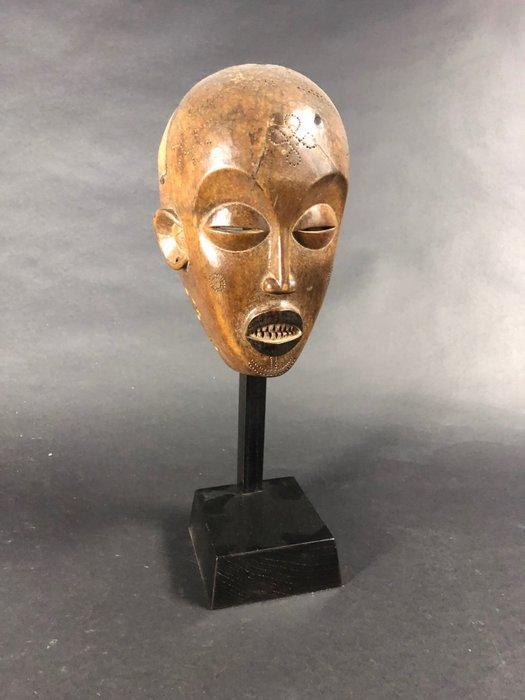 Tribaal masker - Chokwe - Congo, Antiek en Kunst, Kunst | Niet-Westerse kunst