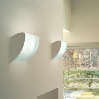 Leucos - Danilo De Rossi - Wandkandelaar - YPSE - Glas,, Antiek en Kunst, Antiek | Verlichting