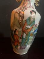 Vase chinois de couleur pastel - Porcelaine - Hu Ming ji -