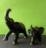 BOSA (2x) - sculptuur, Olifanten - 32 cm - Keramiek