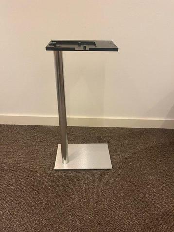Bang & Olufsen - Beosound Moment Floorstand Audiocomponent beschikbaar voor biedingen