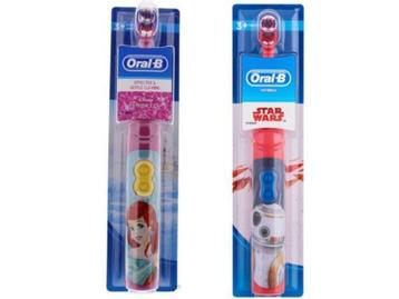 Veiling - 2x Oral B Kinder tandenborstels voor meisjes beschikbaar voor biedingen