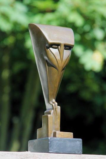 Sculpture, bronze uil - 29 cm - marbre bronzé beschikbaar voor biedingen
