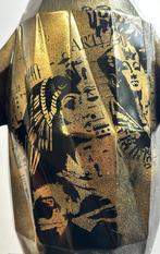 Daluxe Art - 1999 • Golden Pharaoh Penguin, Antiek en Kunst