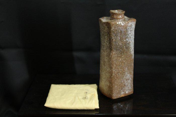 Vaas - Porselein - Japan - Hagi  vaas, Antiek en Kunst, Antiek | Overige Antiek