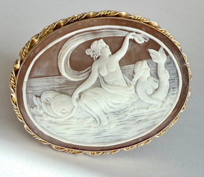Cameo - 9 kt. Geel goud, 9-karaats goud Cameo afgebeeld met, Handtassen en Accessoires, Antieke sieraden