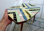 Bijzettafel - Hout, Keramiek, Messing - Bloemenstandaard,, Antiek en Kunst