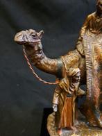 sculptuur, Camel and carpet sellers - 19 cm - Koud geverfd