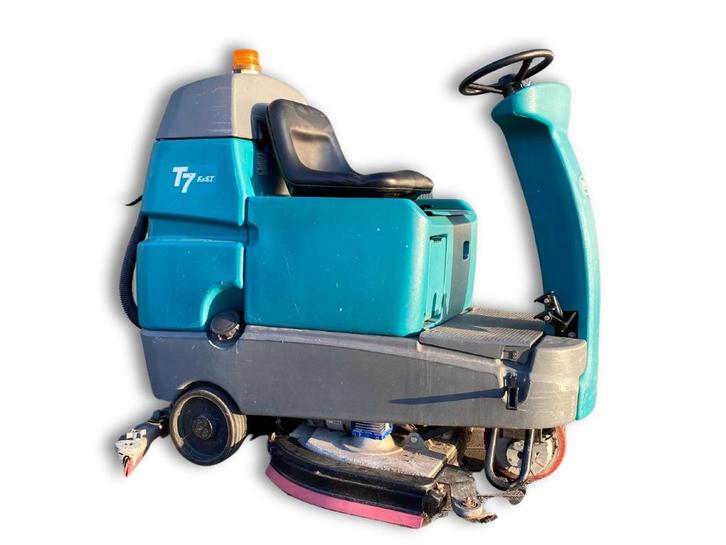 Tennant T7, Zakelijke goederen, Machines en Bouw | Onderhoud en Reiniging, Ophalen of Verzenden