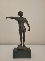Ajax, Barcelone, Pays-Bas. Football. Johan Cruyff. Statue en, Nieuw
