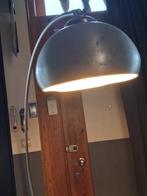 Gebogen vloerlamp - Aluminium, Staal - Lamp en boog uit