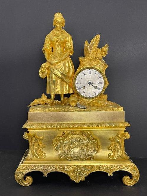 Horloge de cheminée avec personnage Louis Philippe - Bronze, Antiek en Kunst, Antiek | Klokken