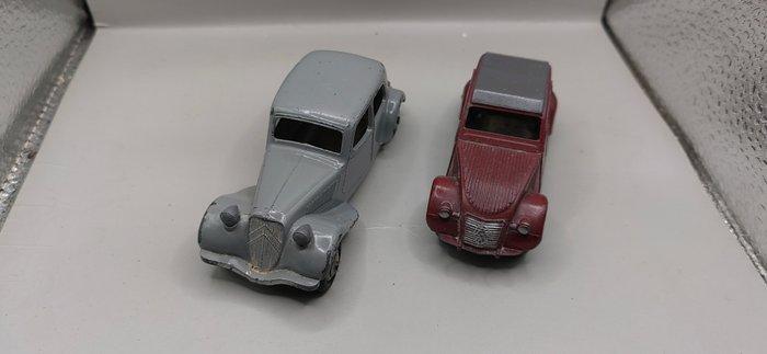 Dinky Toys - Speelgoedauto - Citroen 2CV & Citroen 11 BL,, Hobby en Vrije tijd, Modelauto's | 1:5 tot 1:12
