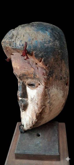 Prachtig masker Vouvi - tsogho - tsogho - Gabon (Zonder, Antiquités & Art, Art | Art non-occidental