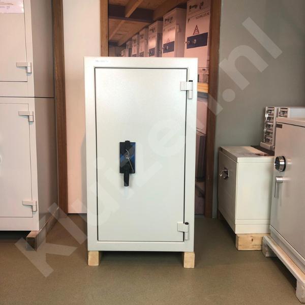 Gebruikte inbraakwerende kluis VDMA, Huis en Inrichting, Brandblussers en Brandkasten, Gebruikt, Verzenden