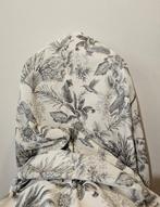 Tissu exclusif Art Deco avec colibri et perroquets en vol,, Antiek en Kunst