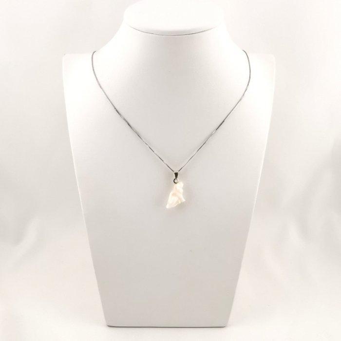 Koraal - Zilver - Ketting met hanger - met de hand, Antiek en Kunst, Curiosa en Brocante