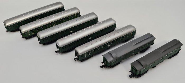 Arnold N - Modeltrein personenwagonset (7) - Zeven, Hobby en Vrije tijd, Modeltreinen | N-Spoor