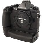 Olympus OM-D E-M1 zwart body + HLD-7 batterygrip occasion, Audio, Tv en Foto, Fotocamera's Digitaal, Olympus, Zo goed als nieuw