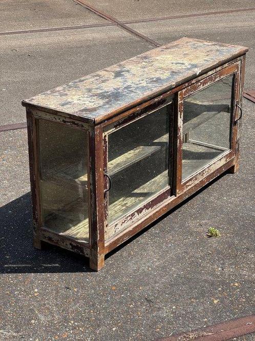 Vitrinekast - Tv of lage meubel kast - Teak - Schuifdeur, Antiek en Kunst, Curiosa en Brocante