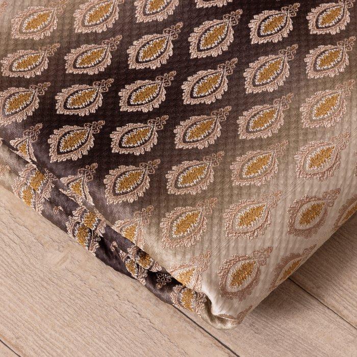 Damastweefsel Degradé – Paisleymotief met Goudborduursel -, Antiek en Kunst, Antiek | Tapijten, Tafelkleden en Textiel