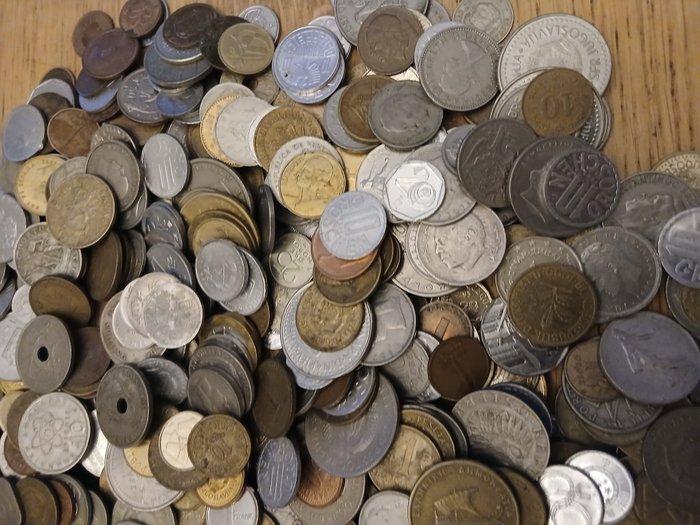 Wereld. 7,5 kg wereldmunten. 1901 tot 2000+ (Zonder, Postzegels en Munten, Munten | Europa | Niet-Euromunten