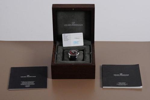 Girard-Perregaux - WW.TC Ferrari World Time Chronograph FULL, Handtassen en Accessoires, Horloges | Heren