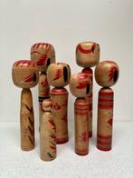 Een verbluffende set vintage Kokeshi - bloemige kornoelje -