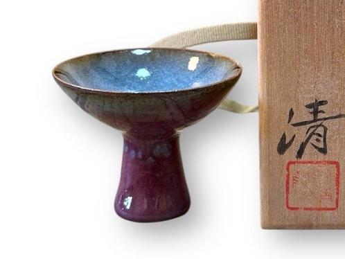 Uitzonderlijke blauwe celadon paardrijbeker door levende, Antiek en Kunst, Antiek | Overige Antiek
