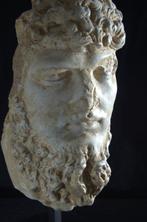 Replica van een oude Romein Steen beeld van keizer Lucius