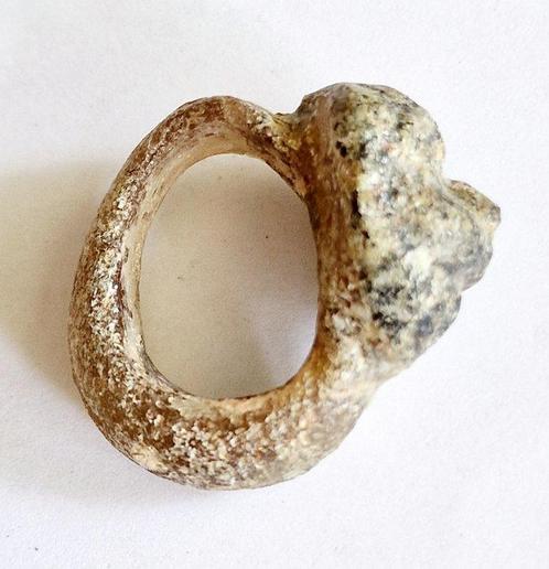 Oud Bactrische Romeins glas Zeldzame ringjuweel met, Antiek en Kunst, Antiek | Overige Antiek