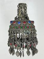 Zeldzaam antiek Yemenitisch zilveren amulethoofdbedekking, Antiek en Kunst