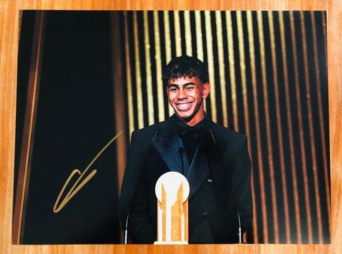 Lamine Yamal - Photo officielle dédicacée du Ballon dOr :, Verzamelen, Overige Verzamelen
