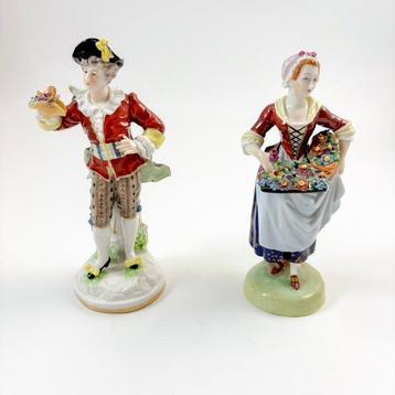 Sitzendorf, Rudolstadt - Beeldje - Porcelain couple - flower