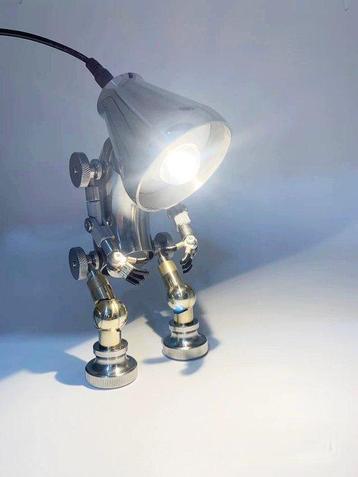 Stainless Steel Robot Desk Lamp - Tafellamp - Metaal - Punk