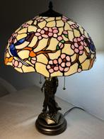 XXL Tiffany stijl tafellamp Art Nouveau Bronze Maiden lamp, Antiek en Kunst