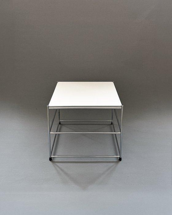 USM Haller, Upcycled - Bijzettafel - Chroom, Staal, Antiek en Kunst, Antiek | Meubels | Stoelen en Sofa's