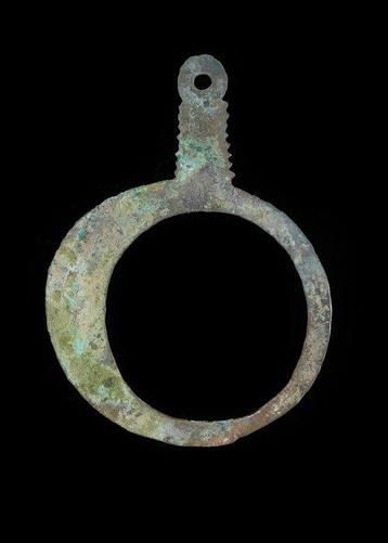 Europese Bronstijd Brons Ringvormige hanger (Zonder