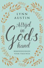 Altijd in Gods hand 9789029728621, Boeken, Godsdienst en Theologie, Lynn Austin, Zo goed als nieuw, Verzenden