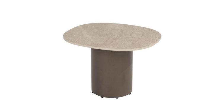 4 Seasons Outdoor Sofie tuintafel terre met zandkleurig, Tuin en Terras, Tuinsets en Loungesets